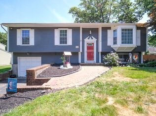 156 Brandon Rd, Manchester, NJ 08759