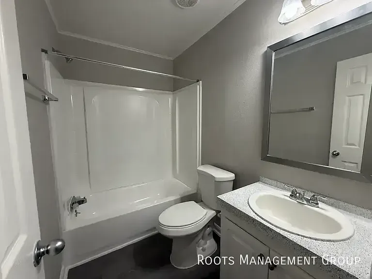 15750 Clarke Springs Dr #15750C — Photo 16