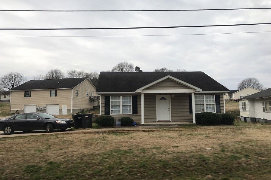 1st image of 2611 Goble St