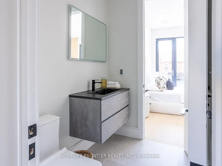 179 Palmerston Ave — Photo 20