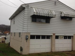 302 Reimer St, Lower Burrell, PA 15068