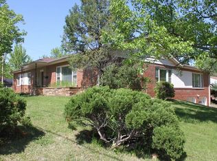 1000 81st St, University City, MO 63130