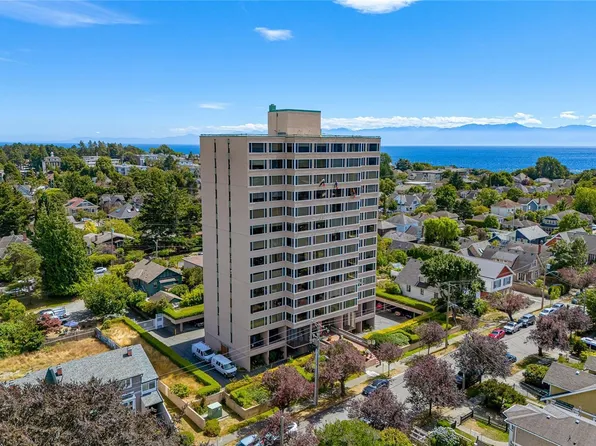 139 Clarence St #702, Victoria, BC V8V 2J1