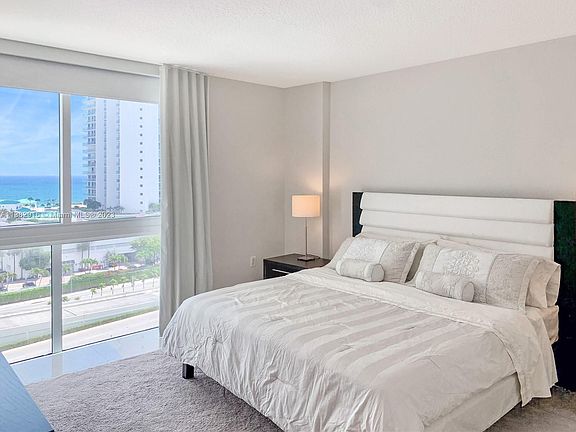 5th image of 150 Sunny Isles Blvd Unit 1906