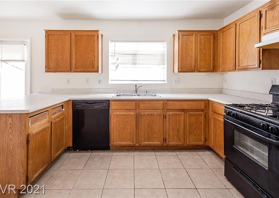 1st image of 5231 Paradise Valley Ave