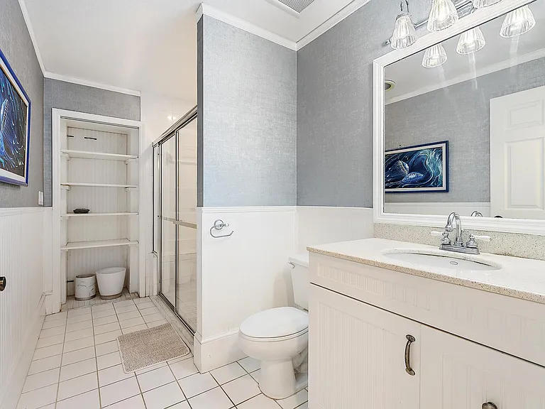 542 N Cypress Dr — Photo 24