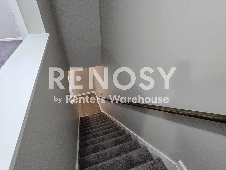5533 Strathmoor Manor Cir — Photo 15
