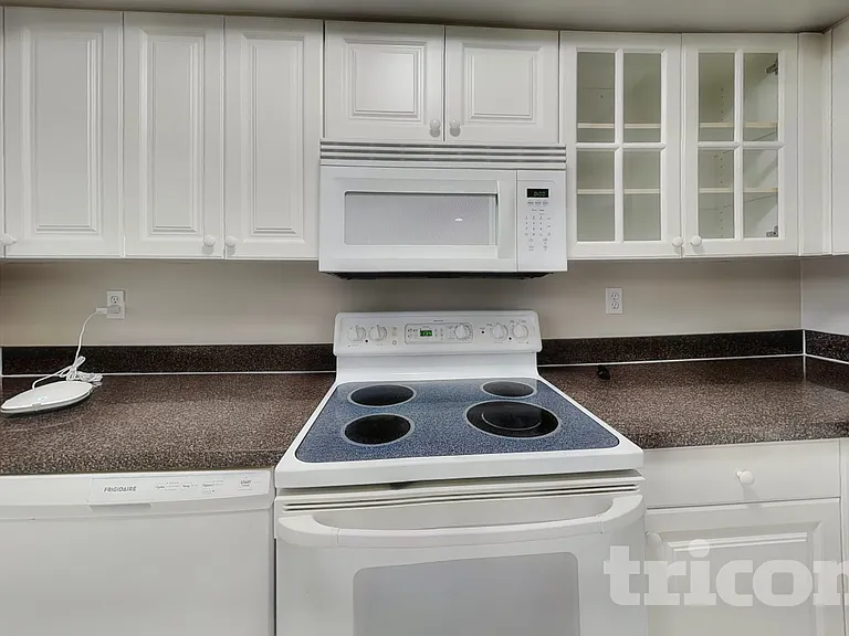 8105 Longbay Blvd — Photo 7