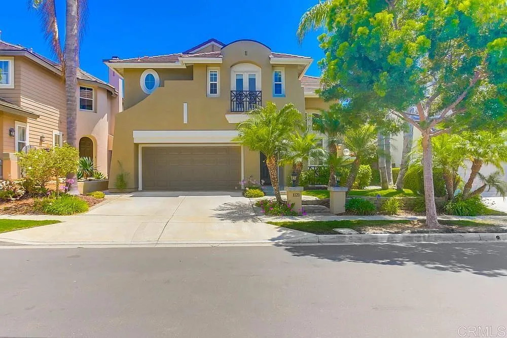 3 bed, 2.5 bath, 2578 sqft, $6,700 — Photo 2