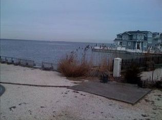 273 N 17th St, Surf City, NJ 08008