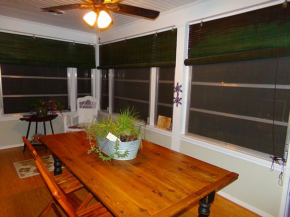4th image of 1002 W 45th St