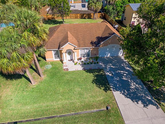 3rd image of 1073 SW Dalton Avenue