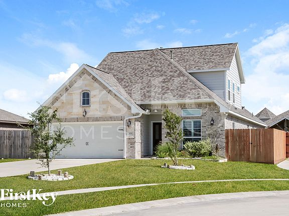2nd image of 223 Rio Grande Dr