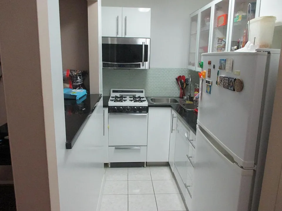 27 Northill St #4B