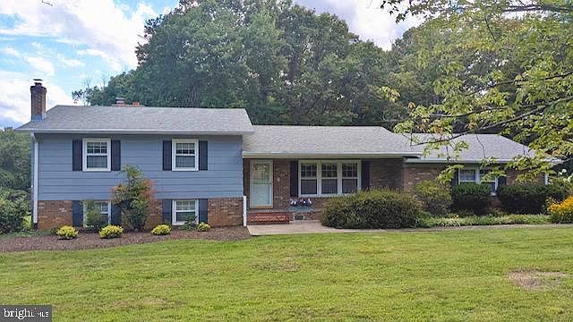 1st image of 19452 Hickory Dr