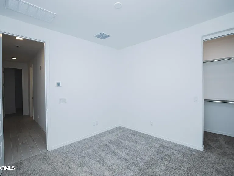 3512 N 103rd Ave — Photo 7