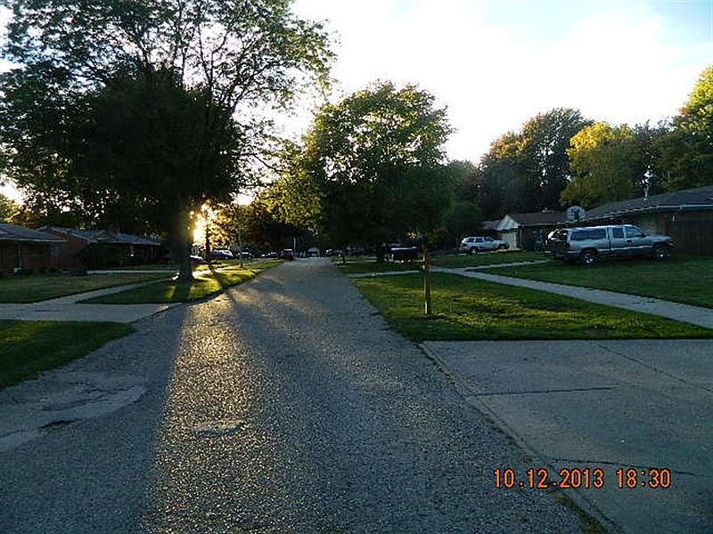 2nd image of 34435 Joel St