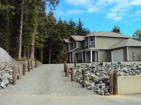 92620 Cape Arago Hwy #A, Coos Bay, OR 97420