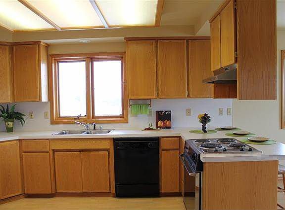 4th image of 721 S 48th Ave