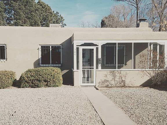 3rd image of 304 Cardenas Dr NE