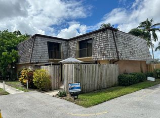 149 Lake Arbor Drive, Palm Springs, FL 33461