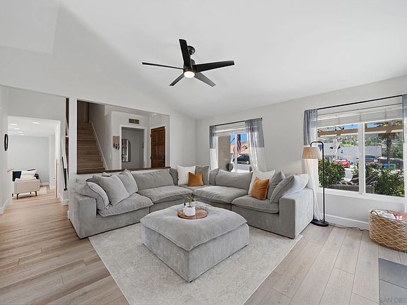 4th image of 10218 Pebble Beach Dr