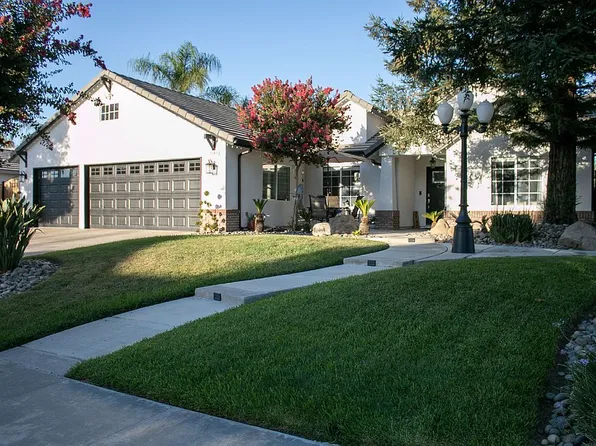 2140 S Ashton Ct, Visalia, CA 93277