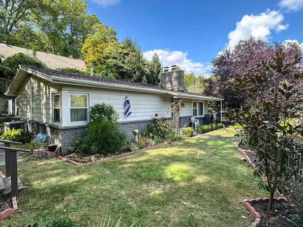 1951 Steuben Rd, Reading, PA 19602