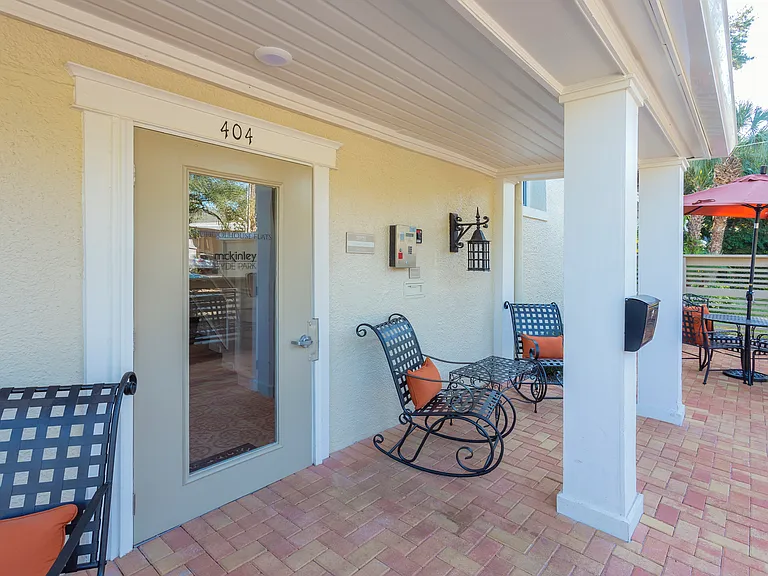 404 S Newport Ave #18 — Photo 17