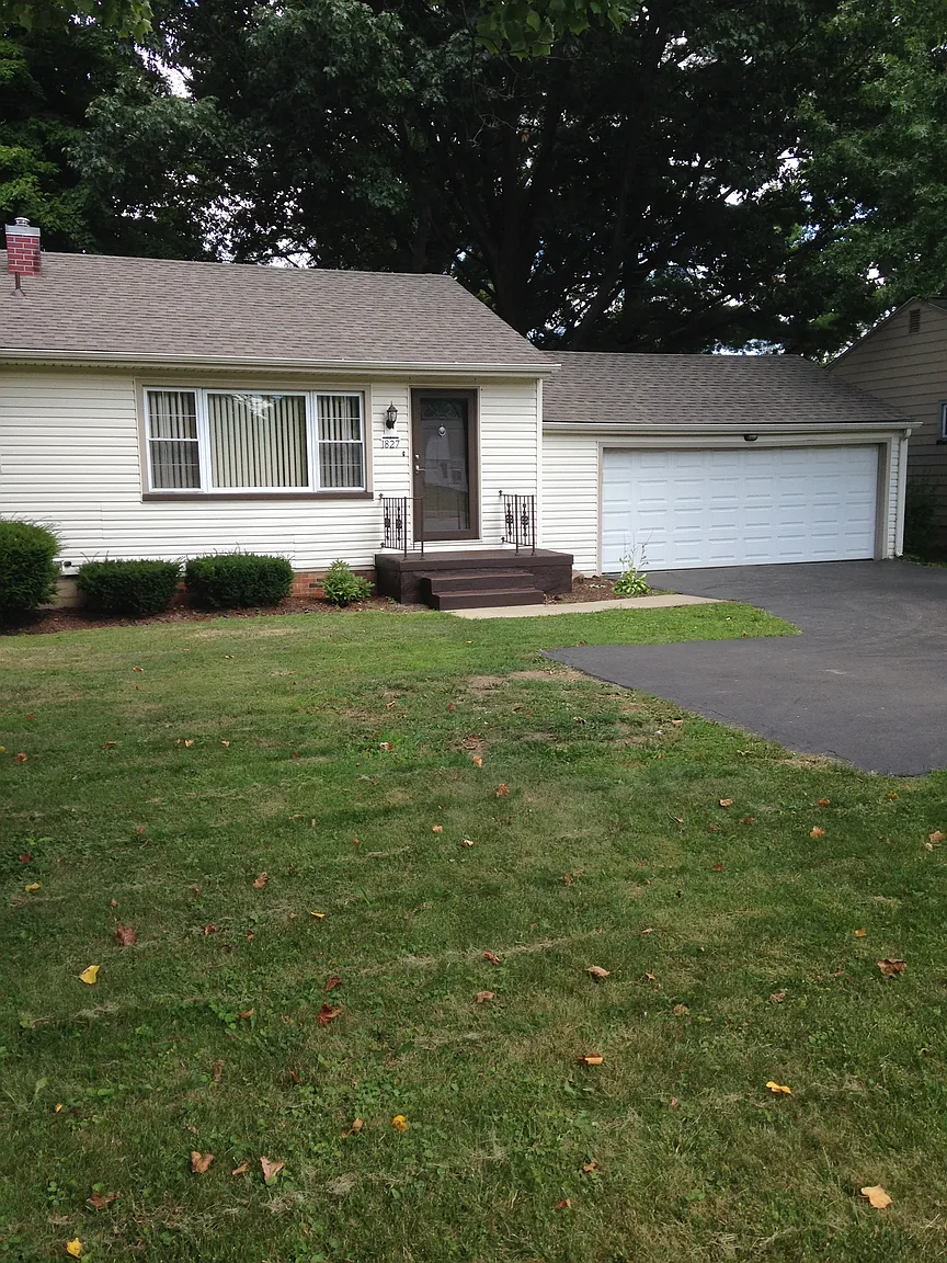 1827 S Meridian Rd photo 1