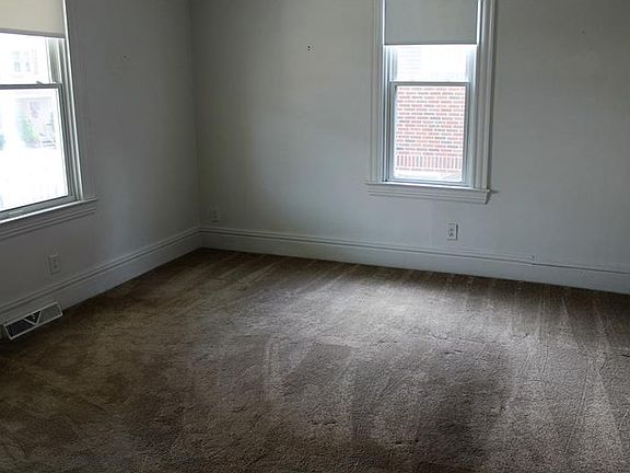 5th image of 111 N 6th St