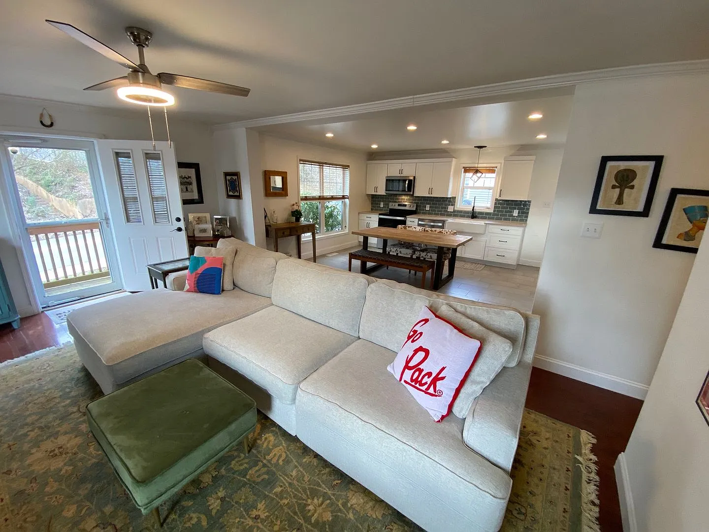 West AVL - Updated 3/2 with huge basement and fenced backyard! — Photo 4
