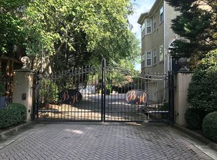 2464 Brookhaven Heights Ct NE, Brookhaven, GA 30319