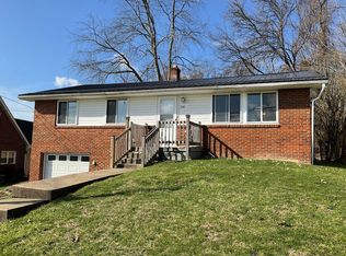 112 Colonial Village Dr, Pittsburgh, PA