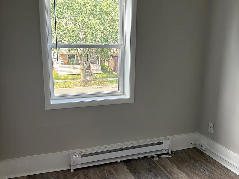 150 Front St SW — Photo 13