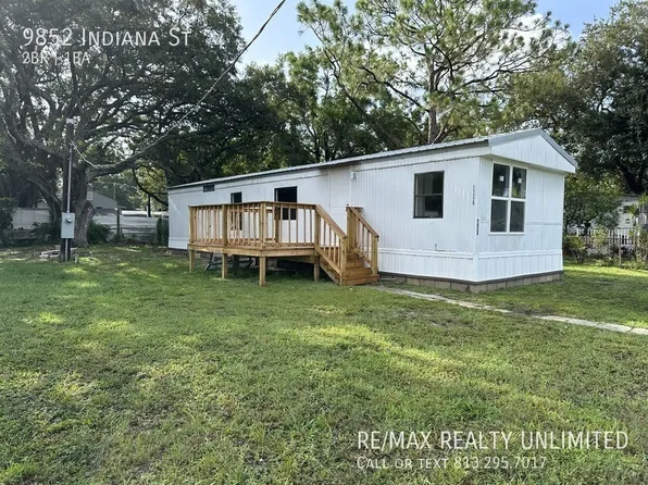9852 Indiana St, Gibsonton, FL 33534