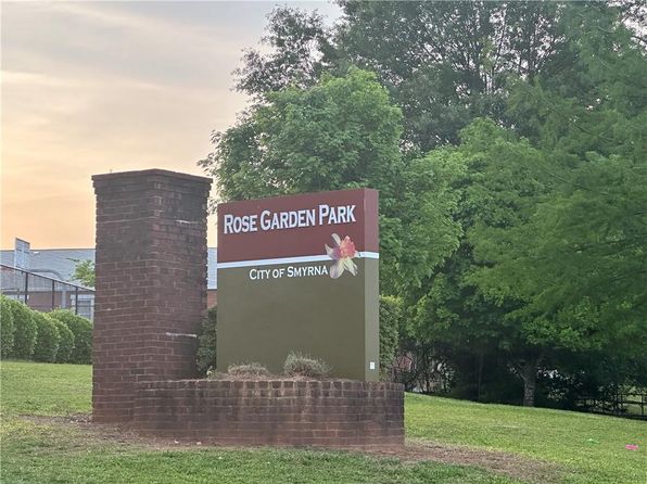 2560 Gordon Cir, Smyrna, GA 30080