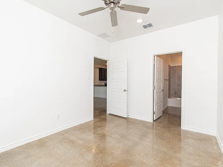 3903 American Elm Dr #A — Photo 15