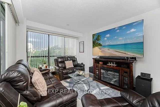 150 Charlton Ave E #608 — Photo 12