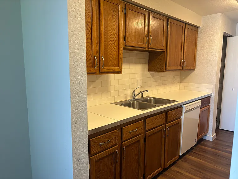 405 E Titus St #202 — Photo 1