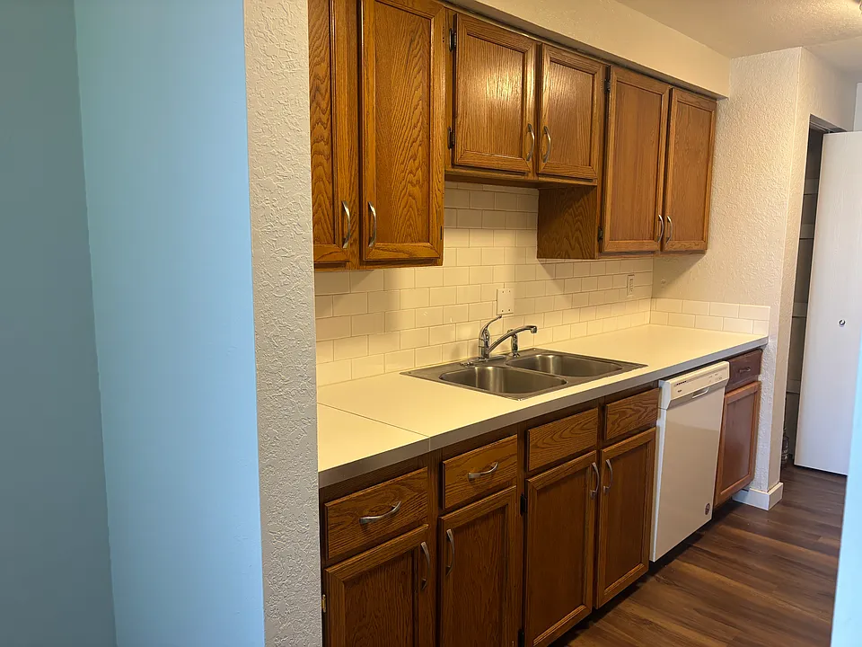 405 E Titus St #202