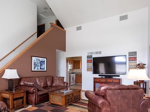 5th image of 5714 Petworth Dr
