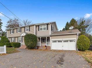 41 Crestfield Ln, Leominster, MA 01453