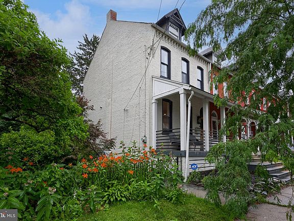 2nd image of 714 Manor St