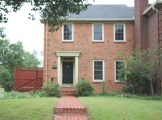 319 Chippendale Cir, Lexington, KY 40517