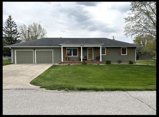 1306 Ivy St, Macon, MO 63552