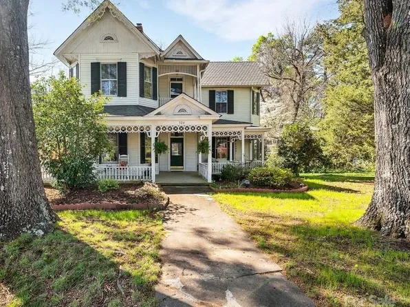 326 E Main St, Troy, NC 27371