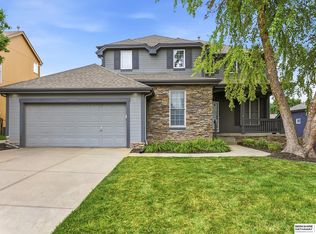 18812 Jackson St, Elkhorn, NE 68022