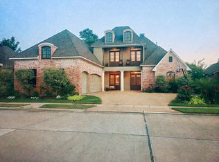 214 Macey Ln, Bossier City, LA 71111