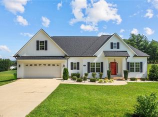 8900 Osage Rd, Stokesdale, NC 27357